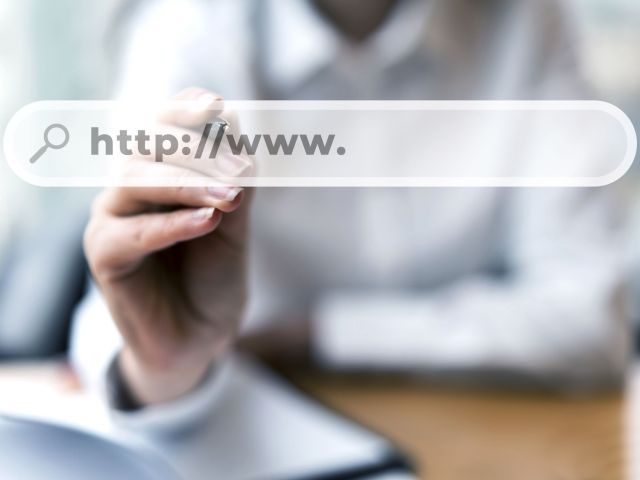 تقنيات تحسين محركات البحث الفعالة للمحتوى باللغة الإنجليزية والعربية